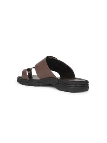Bata Men Toe Ring Sandal - BROWN 7 (UK) 3