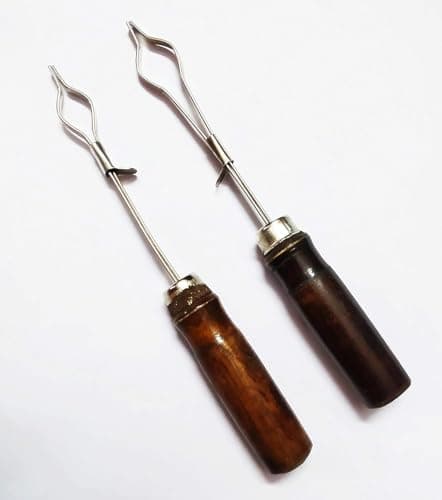 Laboratory Test Tube Holder with Wooden Handle, Galvanized Iron Metal, Adjustable Grip, 18cm Length, Pack of 2, for Scholl, College and Research Laboratories