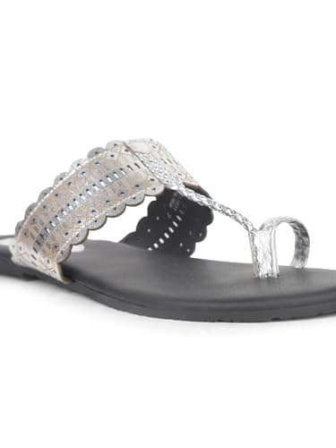 Bata Metallic Tr E Women's Silver Flat Sandals - 8 UK (5711431) 5