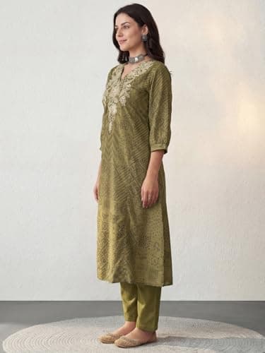 INDO ERA Women's Mustard Cotton Blend Floral Printed Straight Fusion Kurta & Pant with Dupatta Set 5