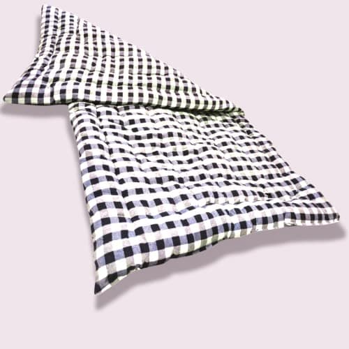 ATOOTFUSION Premium Queen Size Cotton Quilt Mattress | Lightweight Comfort, Medium Firmness | Foldable Reversible Cotton Bedding | White and Black Checkered Design (72X60 Inches) 4