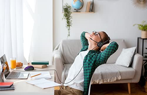 Logitech H111 Stereo Headset with 3.5 mm Audio Jack, Black. 5