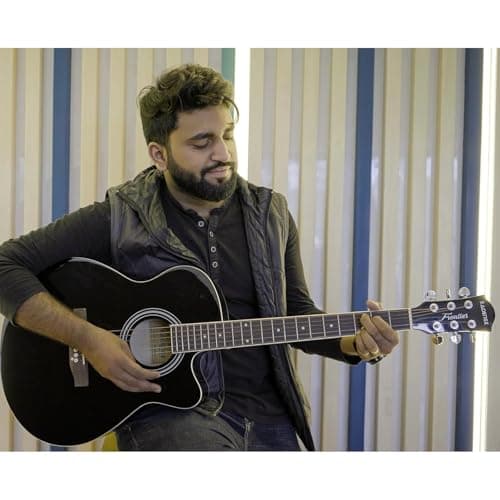 Kadence Frontier 40" Electro Acoustic Guitar Grand Auditorium Cutaway Comes with Bag, Set Of Strings, Strap, Picks, Capo EQ Includes Learning Course Glossy Black 4