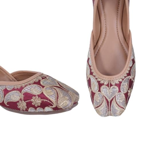 CatBird Women Embroidered Ethnic Jutti Slip-On Traditional Punjabi Mojari Flat Comfortable Festive & Wedding Footwear|8UK 2