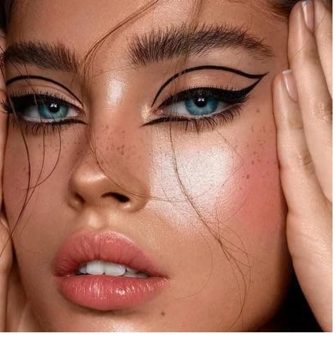 2 In 1 Jet Black Waterproof Matte Gel Kajal And Powder Cake 4