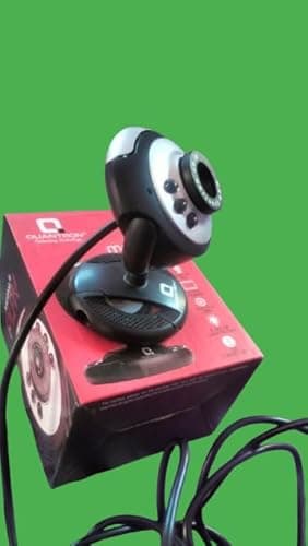 QUANTRON PC Webcam with Built-in Microphone, USB Connection, Black 2