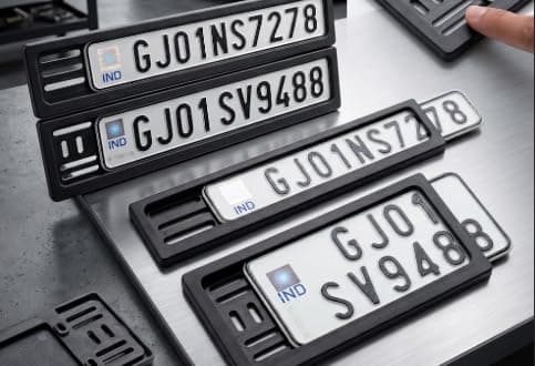 Number Plate Frame Sliding, Universal for Motorbikes/Scooters, ABS Plastic, Black, Set of 2 (Front & Rear) 4