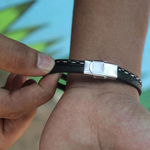 Men’s Stylish Black Leather Bracelet with Magnetic Clasp – Multi-Layer Design Casual Fashion Accessory for Men & Boys 3