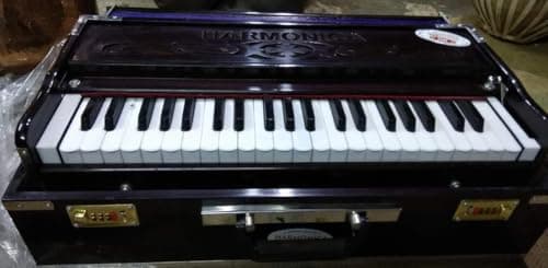 SONIA MUSICALS 9 STOP FOLDING Wooden Harmonium, 42 Keys, Multi Fold Bellow, Coupler Fundtion, Harmonium Musical Instruments With Carry Bag