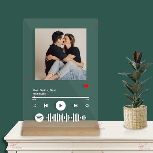 Giftplease Customized Photo And Tabletop Song Glass Spotify Plaque With Wooden Stand|Personalized Rectangular Photo Music Frame With Scannable Code|Gift|Birthday|Anniversary(Transparent,6 * 9 Inches)