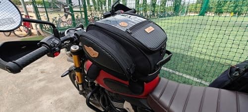 GUARDIANGEARS Jaws 28L Magnetic Tank Bag with Waterproof Rain Cover for All Motorcycles with Metal Tank from 100CC to 1000CC 3