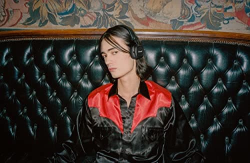 Marshall Major IV Wireless Bluetooth On Ear Headphone with Mic (Black) 3