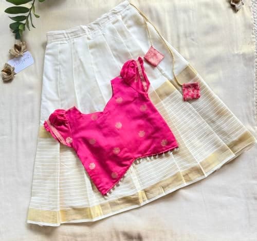 Picksparrow Pattu Pavadai Kerala Kasavu Lehenga for Girls Onam (3-4 Years) 2