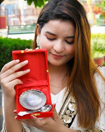 Craze Crafts 2-Piece German Silver Bowl Set in Velvet Box | Traditional Decorative Bowls, 4 Cubic Inches, Design-2