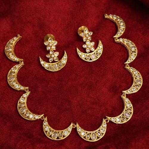 Visaga Aura Premium Traditional Kundan Crescent Moon Necklace Set for Women | Gold Plated White Stone Ethnic Jewellery with Matching Earrings | Indian Bridal Wedding Festive Statement Necklace 2