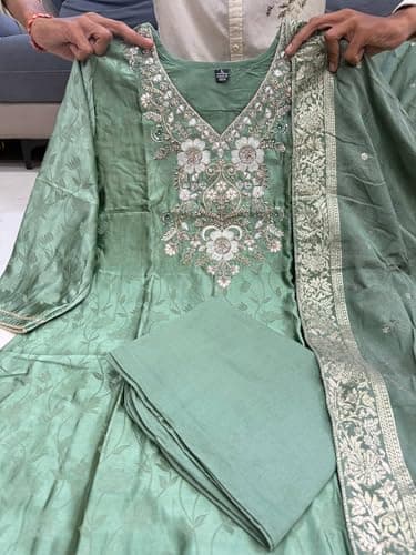 VASTRA SAILI by Women's Pure Malay Glass Tissue with Kanjivaram Handwork Nack Kurta Pent with Dupatta Suit Set. (IN, Alpha, L, Regular, Mint-Green) 5