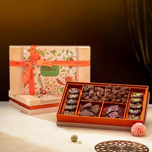 Chokola Chocolate Hamper – Treasure | 570 g | Assorted Flavours Chocolates & Cookies with Almonds & Nuts | Premium Artisanal Gift Box for Festivals & Special Occasions 6