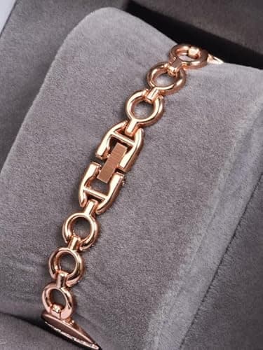 styledose Women’s Elegant Silver-Tone Bangle Watch Women Analogue Wrist Watches for Women's & Girls&Ladies Diamond Studded Rosegold Stylish Bracelet Strap (Rose Gold) 2