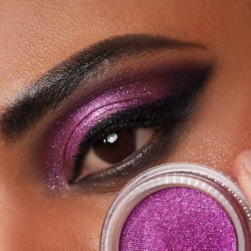Oulac Magic Purple Eyeshadow with Blue, Silver & Pink Reflect, Shimmer Finish, Crease-Free, Enriched with Shea Butter & Jojoba Oil, Free from Parabens, Gluten, Mineral Oil & Alcohol 3